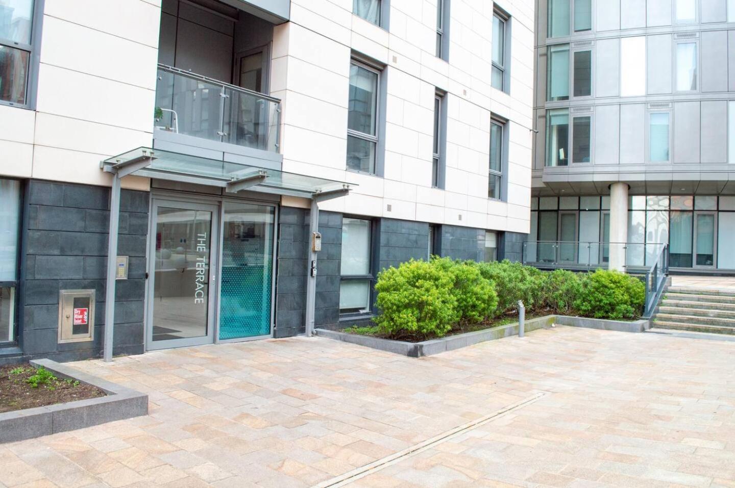 Stunning Mersey View Flat W Parking In Liverpool Luaran gambar
