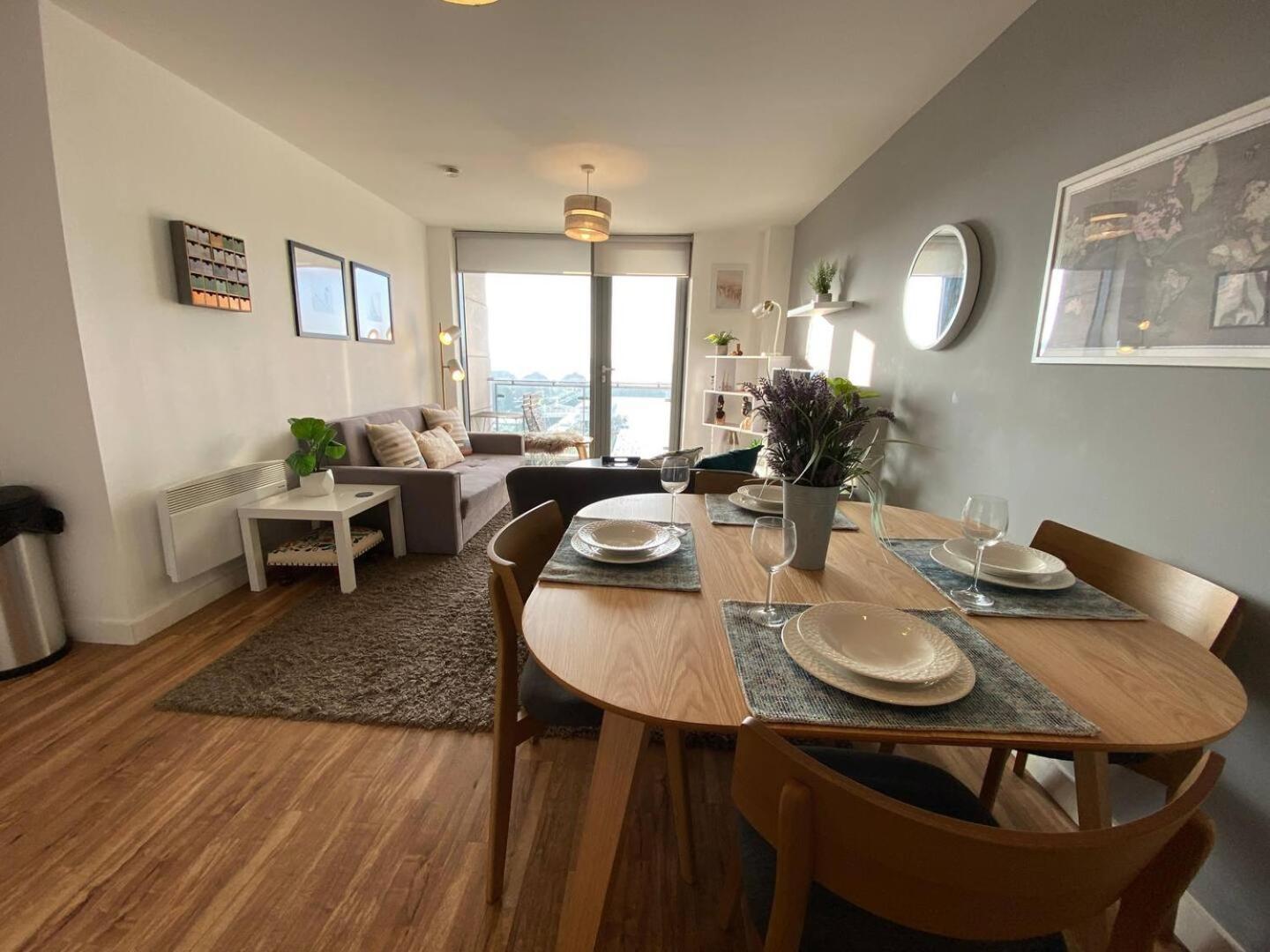 Stunning Mersey View Flat W Parking In Liverpool Luaran gambar