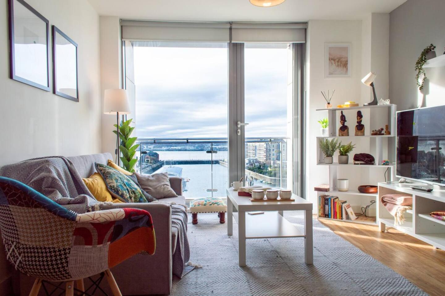 Stunning Mersey View Flat W Parking In Liverpool Luaran gambar