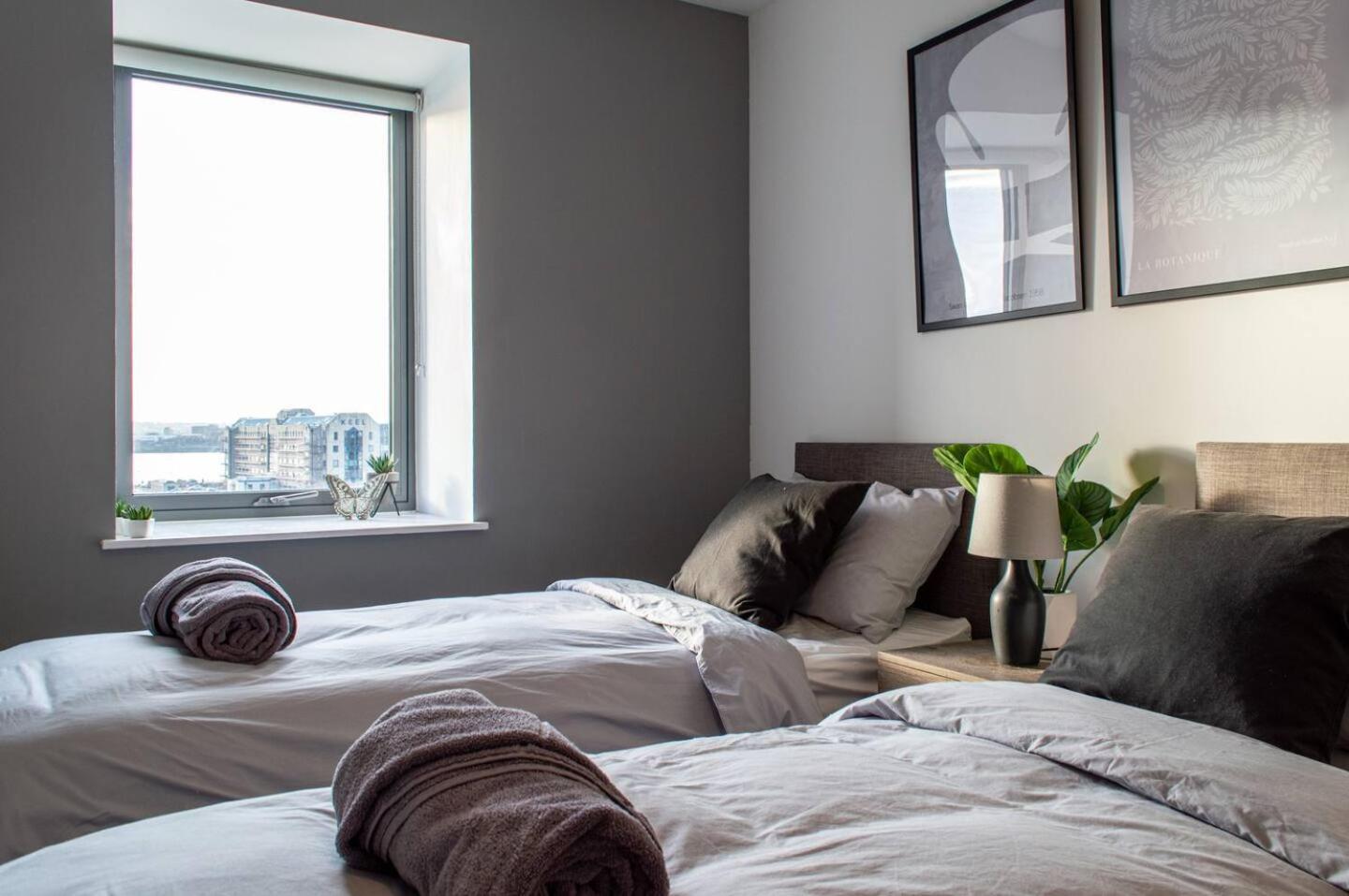 Stunning Mersey View Flat W Parking In Liverpool Luaran gambar